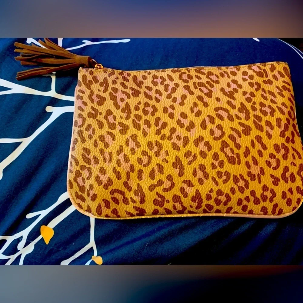Pink and Brown Leopard Makeup Bag​​​​